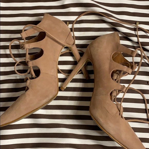 Heels - Picture 2 of 2